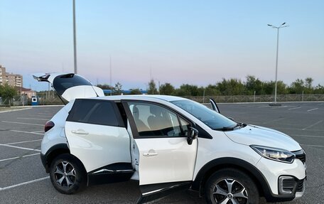Renault Kaptur I рестайлинг, 2019 год, 1 600 000 рублей, 13 фотография