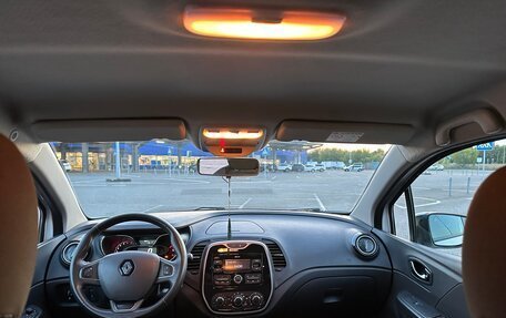 Renault Kaptur I рестайлинг, 2019 год, 1 600 000 рублей, 28 фотография
