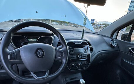 Renault Kaptur I рестайлинг, 2019 год, 1 600 000 рублей, 30 фотография