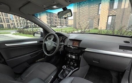 Opel Astra H, 2008 год, 749 000 рублей, 24 фотография