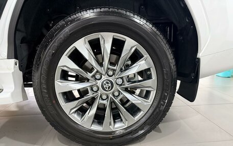 Toyota Land Cruiser, 2022 год, 10 700 000 рублей, 14 фотография
