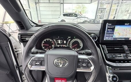 Toyota Land Cruiser, 2022 год, 10 700 000 рублей, 13 фотография