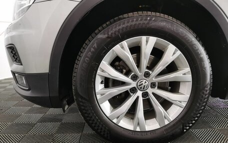 Volkswagen Tiguan II, 2019 год, 2 095 000 рублей, 9 фотография