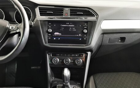 Volkswagen Tiguan II, 2019 год, 2 095 000 рублей, 14 фотография