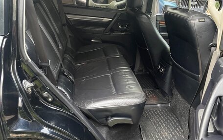 Mitsubishi Pajero IV, 2006 год, 1 080 000 рублей, 17 фотография