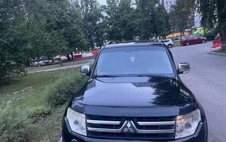 Mitsubishi Pajero IV, 2006 год, 1 080 000 рублей, 38 фотография