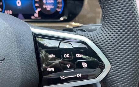 Volkswagen Golf VIII, 2021 год, 2 300 000 рублей, 16 фотография