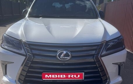 Lexus LX III, 2017 год, 7 150 000 рублей, 1 фотография