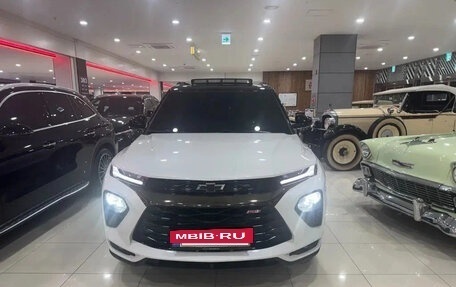 Chevrolet TrailBlazer, 2023 год, 1 870 000 рублей, 3 фотография