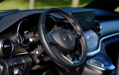 Mercedes-Benz V-Класс, 2023 год, 8 900 000 рублей, 6 фотография