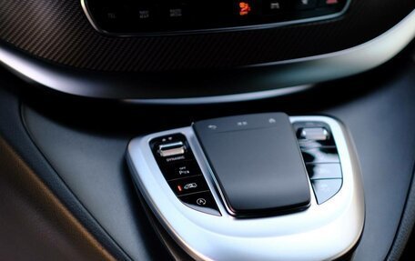 Mercedes-Benz V-Класс, 2023 год, 8 900 000 рублей, 11 фотография