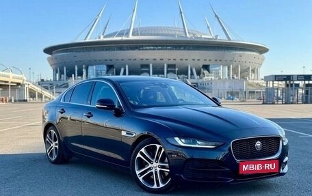 Jaguar XE I рестайлинг, 2020 год, 3 100 000 рублей, 4 фотография