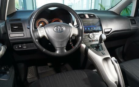Toyota Auris II, 2007 год, 587 000 рублей, 6 фотография