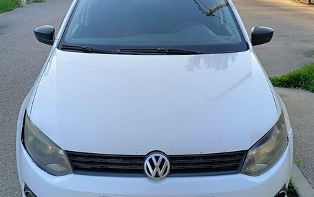Volkswagen Polo VI (EU Market), 2012 год, 400 000 рублей, 2 фотография