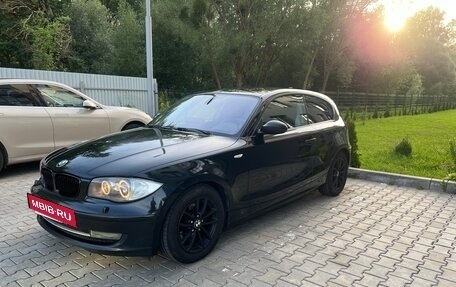 BMW 1 серия, 2007 год, 849 000 рублей, 2 фотография