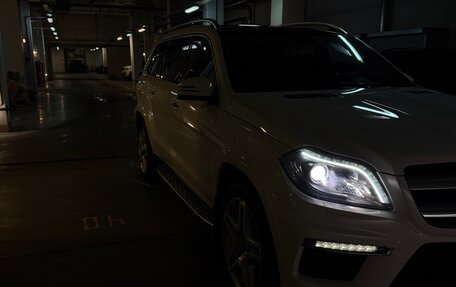 Mercedes-Benz GL-Класс, 2015 год, 3 700 000 рублей, 4 фотография