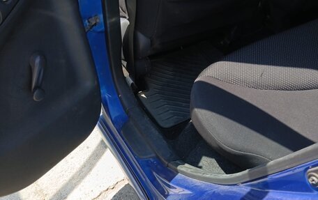 Toyota Yaris I рестайлинг, 2001 год, 420 000 рублей, 6 фотография