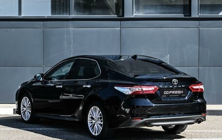 Toyota Camry, 2019 год, 2 594 000 рублей, 2 фотография
