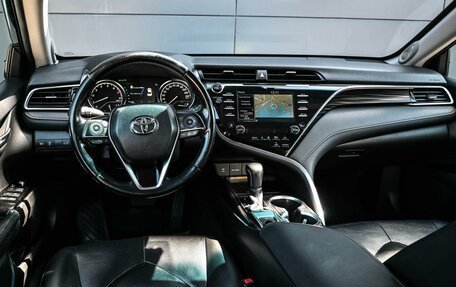 Toyota Camry, 2019 год, 2 594 000 рублей, 6 фотография