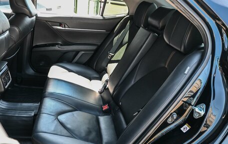 Toyota Camry, 2019 год, 2 594 000 рублей, 9 фотография