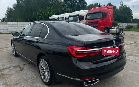 BMW 7 серия, 2018 год, 4 500 000 рублей, 8 фотография