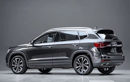 Volkswagen Tharu, 2023 год, 1 890 000 рублей, 6 фотография