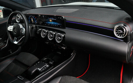 Mercedes-Benz CLA, 2020 год, 3 080 000 рублей, 7 фотография