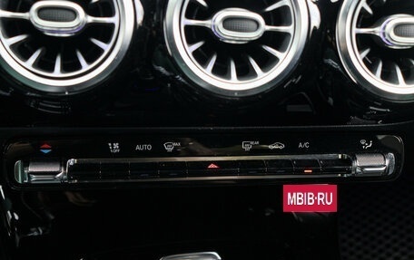 Mercedes-Benz CLA, 2020 год, 3 080 000 рублей, 19 фотография