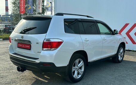 Toyota Highlander III, 2012 год, 1 850 000 рублей, 6 фотография