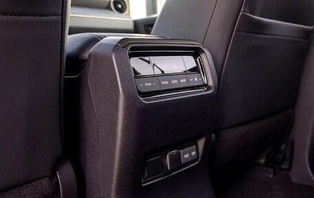 Toyota Land Cruiser Prado, 2026 год, 9 000 000 рублей, 14 фотография