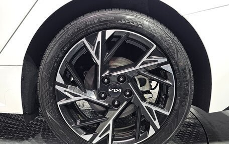 KIA K5, 2023 год, 2 400 000 рублей, 11 фотография