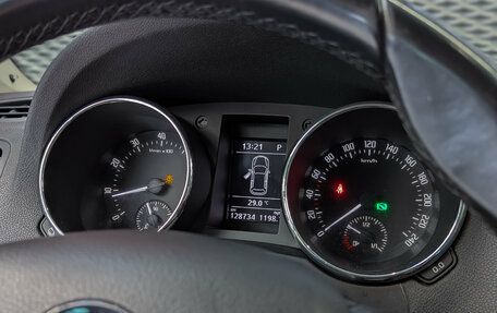 Skoda Yeti I рестайлинг, 2015 год, 1 120 000 рублей, 27 фотография