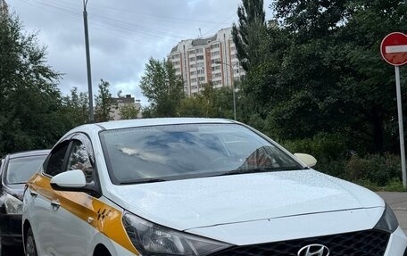 Hyundai Solaris II рестайлинг, 2020 год, 870 000 рублей, 2 фотография