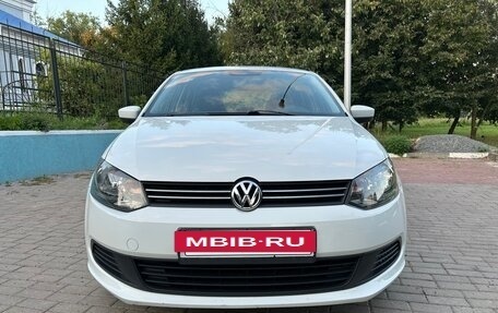 Volkswagen Polo VI (EU Market), 2014 год, 790 000 рублей, 2 фотография