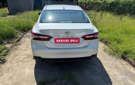 Toyota Camry, 2021 год, 3 550 000 рублей, 3 фотография