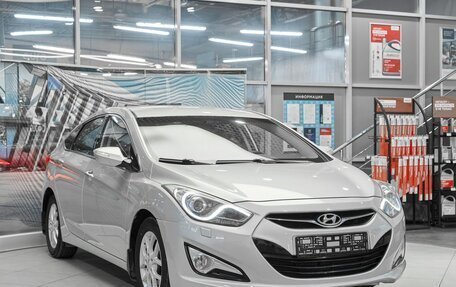 Hyundai i40 I рестайлинг, 2013 год, 949 000 рублей, 3 фотография