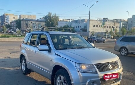 Suzuki Grand Vitara, 2005 год, 700 000 рублей, 2 фотография