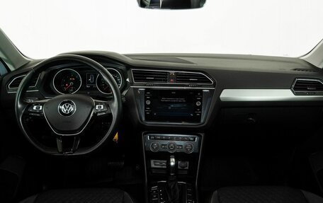 Volkswagen Tiguan II, 2019 год, 2 488 000 рублей, 7 фотография