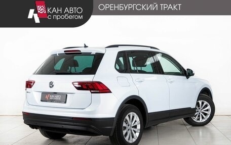 Volkswagen Tiguan II, 2019 год, 2 488 000 рублей, 3 фотография