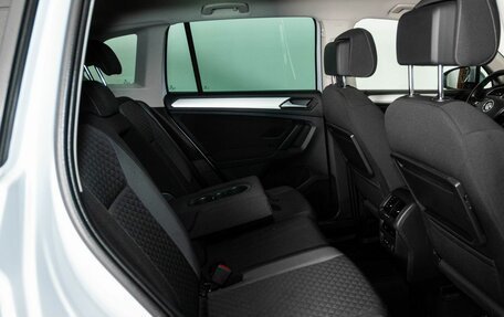 Volkswagen Tiguan II, 2019 год, 2 488 000 рублей, 8 фотография