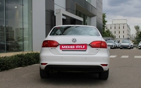 Volkswagen Jetta VI, 2013 год, 875 000 рублей, 4 фотография