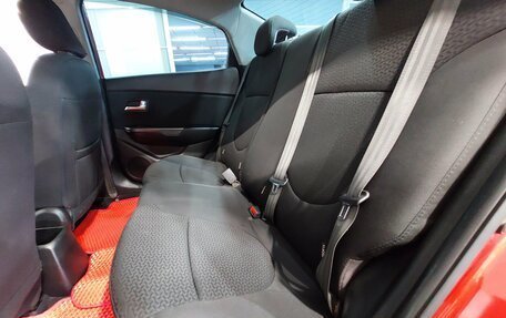 KIA Rio III рестайлинг, 2012 год, 750 000 рублей, 16 фотография