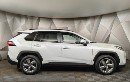 Toyota RAV4, 2021 год, 2 989 000 рублей, 6 фотография