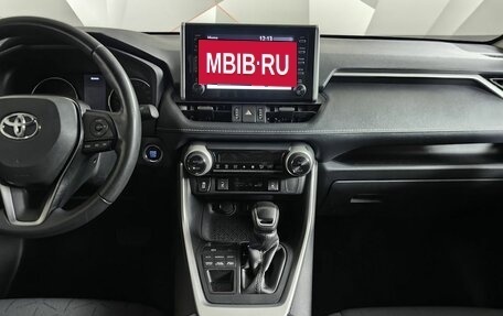 Toyota RAV4, 2021 год, 2 989 000 рублей, 15 фотография
