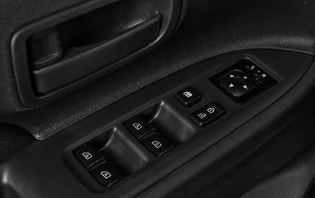 Mitsubishi Outlander III рестайлинг 3, 2019 год, 1 699 000 рублей, 13 фотография