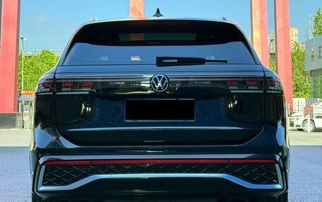 Volkswagen Tiguan, 2026 год, 4 300 000 рублей, 5 фотография