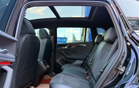 Volkswagen Tiguan, 2026 год, 4 300 000 рублей, 17 фотография