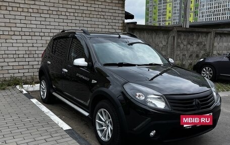 Renault Sandero I, 2011 год, 560 000 рублей, 2 фотография