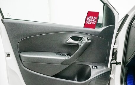 Volkswagen Polo VI (EU Market), 2011 год, 650 000 рублей, 11 фотография