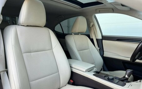 Lexus ES VII, 2017 год, 3 325 000 рублей, 26 фотография
